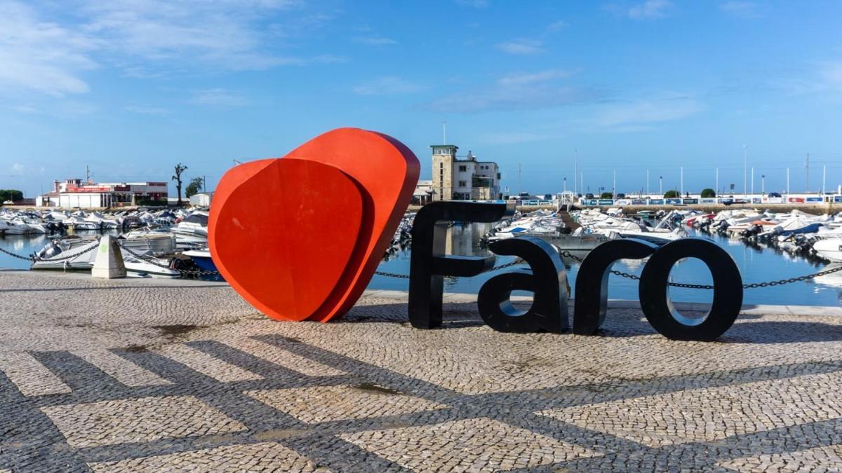 Perfect Location New Albufeira