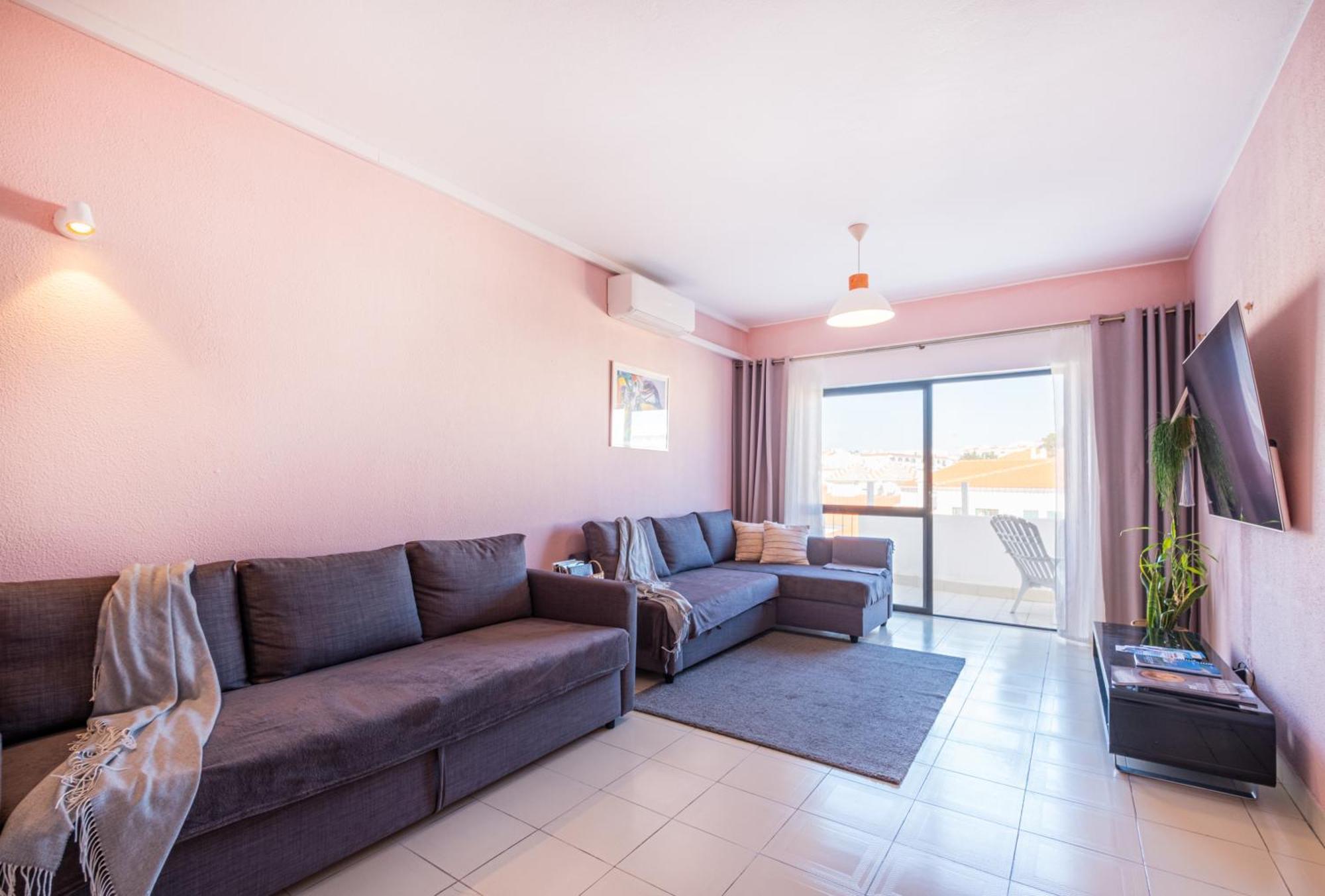 Perfect Location New Apartment Albufeira